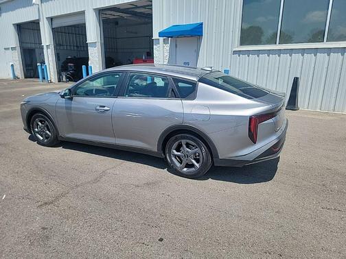 Steel Gray 2025 Kia K4 LXS