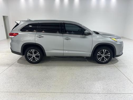 2018 Toyota Highlander LE Plus