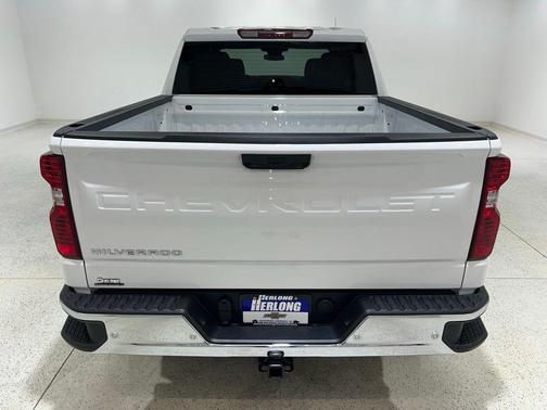 Summit White 2026 Chevrolet Silverado 1500 WT