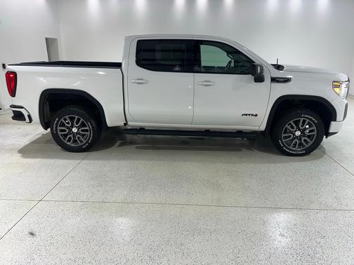 Summit White 2020 GMC Sierra 1500 AT4
