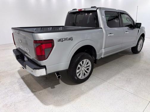 Iconic Silver Metallic 2025 Ford F-150 XLT