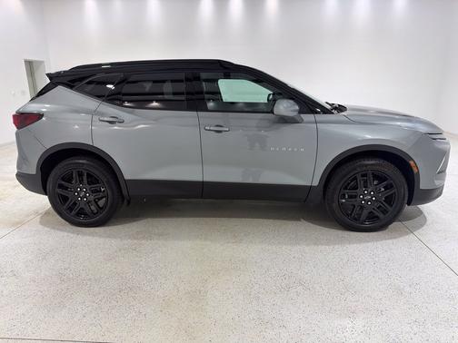 Sterling Gray Metallic 2026 Chevrolet Blazer LT