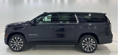 Dark Ash Metallic 2026 Chevrolet Suburban High Country