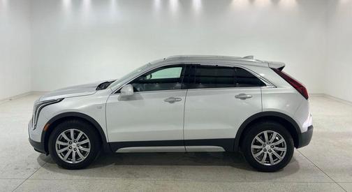 Radiant Silver Metallic 2020 Cadillac XT4 Premium Luxury