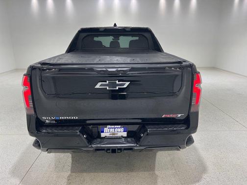 2024 Chevrolet Silverado EV First-Edition RST 4WD