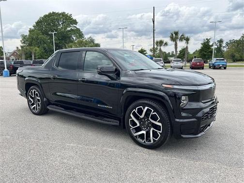 2024 Chevrolet Silverado EV RST