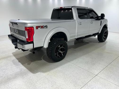 Ingot Silver Metallic 2019 Ford F-250 Lariat