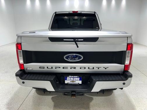 Ingot Silver Metallic 2019 Ford F-250 Lariat