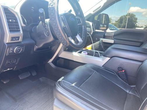 INGOT SILVER METALLIC 2019 Ford F-250 Lariat