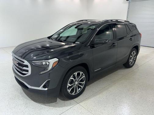 Graphite Gray Metallic 2018 GMC Terrain SLT