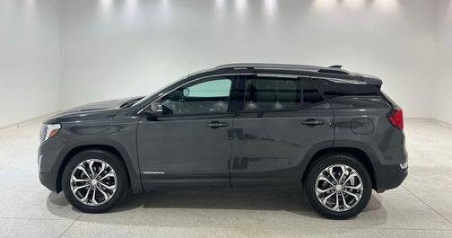 Graphite Gray Metallic 2018 GMC Terrain SLT