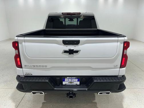 Summit White 2026 Chevrolet Silverado 1500 LT Trail Boss