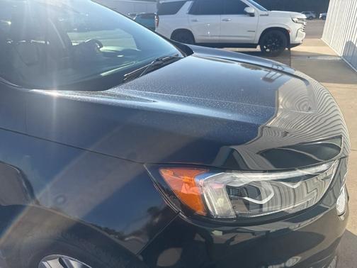 Black Metallic 2022 Ford Edge Titanium