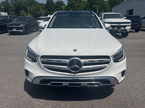 Polar White 2022 Mercedes-Benz GLC 300 Base