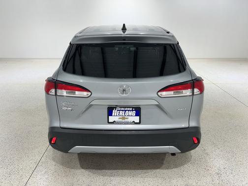 Sonic Silver 2022 Toyota Corolla Cross L