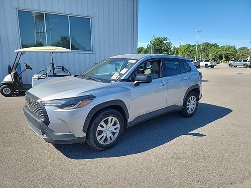 Sonic Silver 2022 Toyota Corolla Cross L