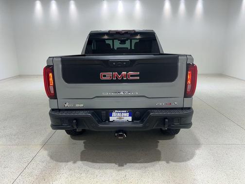 Sterling Metallic 2023 GMC Sierra 1500 AT4X