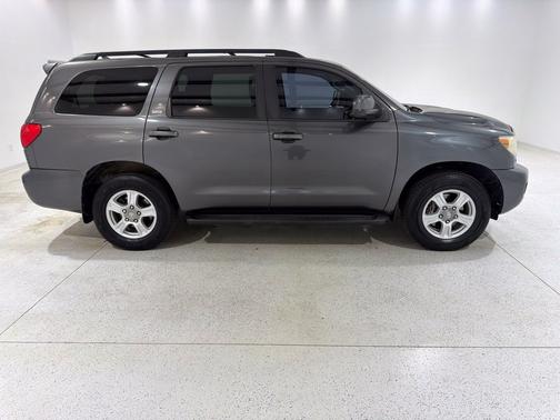 Magnetic Gray Metallic 2013 Toyota Sequoia SR5
