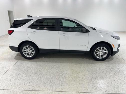 Summit White 2023 Chevrolet Equinox LS