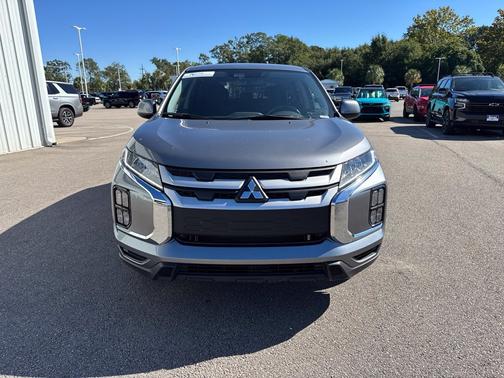 Alloy Silver Metallic 2024 Mitsubishi Outlander Sport 2.0 ES