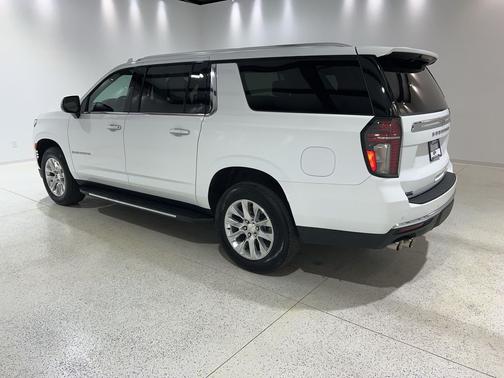 Summit White 2024 Chevrolet Suburban Premier