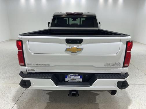 Summit White 2024 Chevrolet Silverado 2500 High Country