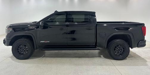 Onyx Black 2023 GMC Sierra 1500 AT4X