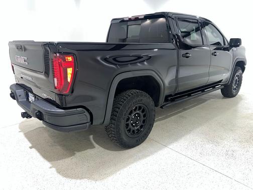 Onyx Black 2023 GMC Sierra 1500 AT4X