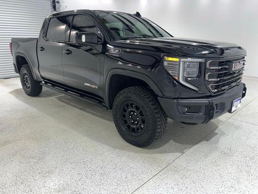Onyx Black 2023 GMC Sierra 1500 AT4X