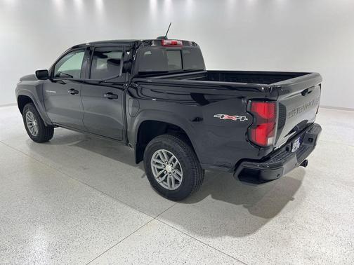 Black 2026 Chevrolet Colorado LT