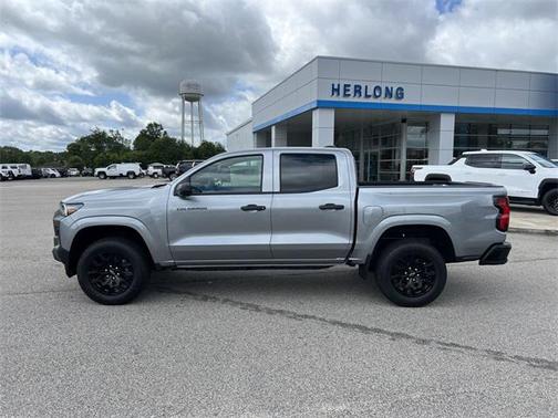 2025 Chevrolet Colorado WT