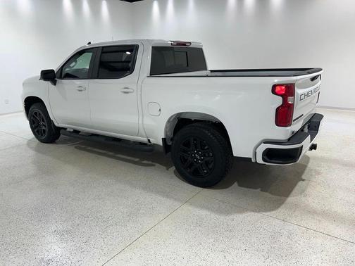 Summit White 2026 Chevrolet Silverado 1500 RST