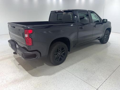 Dark Ash Metallic 2024 Chevrolet Silverado 1500 RST