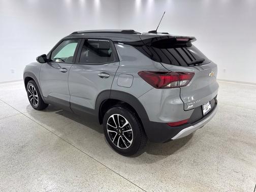 Sterling Gray Metallic 2025 Chevrolet Trailblazer LT