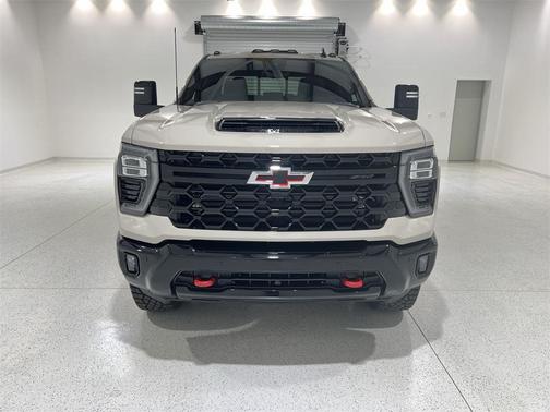 2026 Chevrolet Silverado 2500 Crew Cab, Standard Bed, XR2, 4WD