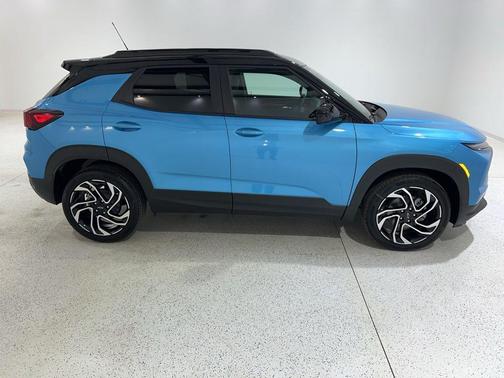 Marina Blue Metallic 2026 Chevrolet Trailblazer RS