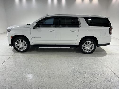 2021 Chevrolet Suburban 4WD High Country