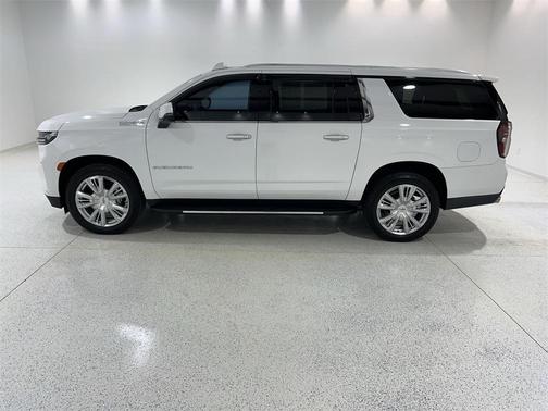 2021 Chevrolet Suburban 4WD High Country