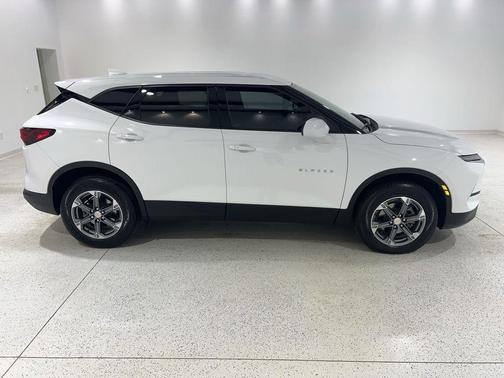 Summit White 2023 Chevrolet Blazer 2LT