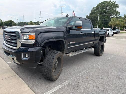 Onyx Black 2017 GMC Sierra 2500 SLT