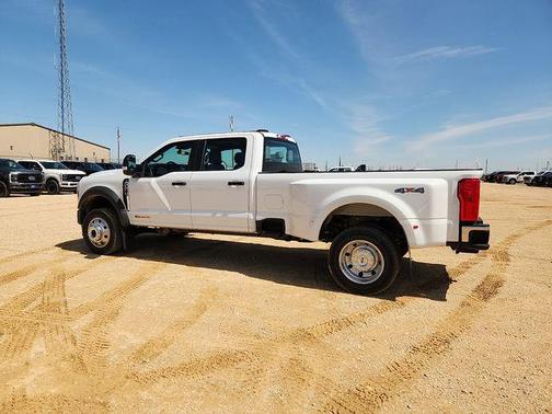 OXFORD WHITE 2026 Ford F-450 XL