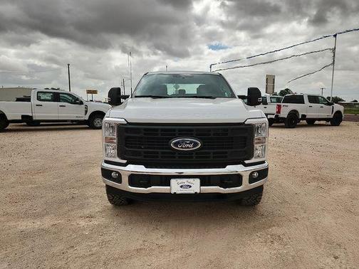 OXFORD WHITE 2026 Ford F-250 XL
