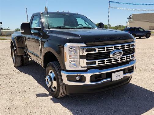 2025 Ford F-350 XLT