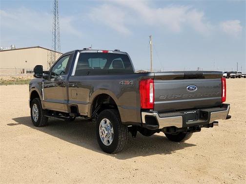 2025 Ford F-350 XLT