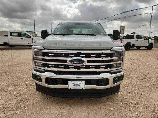 AVALANCHE 2026 Ford F-250 Lariat