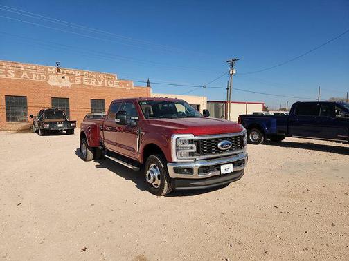 2026 Ford F-350 Lariat