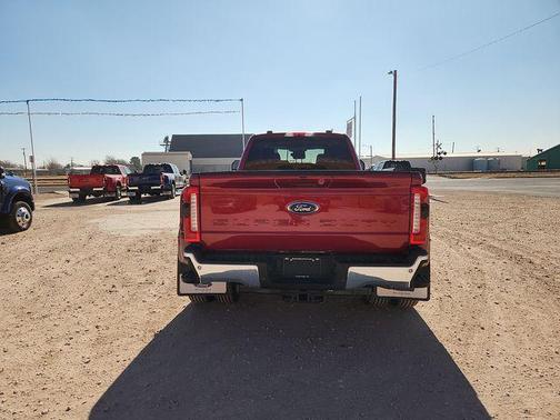 2026 Ford F-350 Lariat