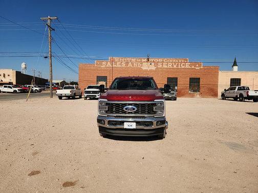2026 Ford F-350 Lariat