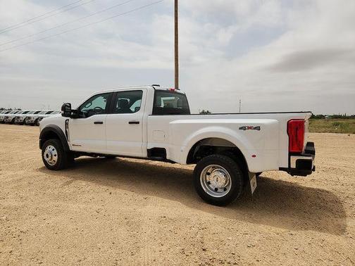 OXFORD WHITE 2026 Ford F-450 XL