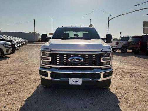 Oxford White 2026 Ford F-350 Lariat